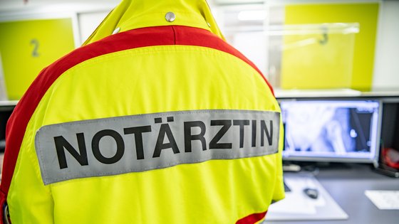 Jacke einer Notärztin